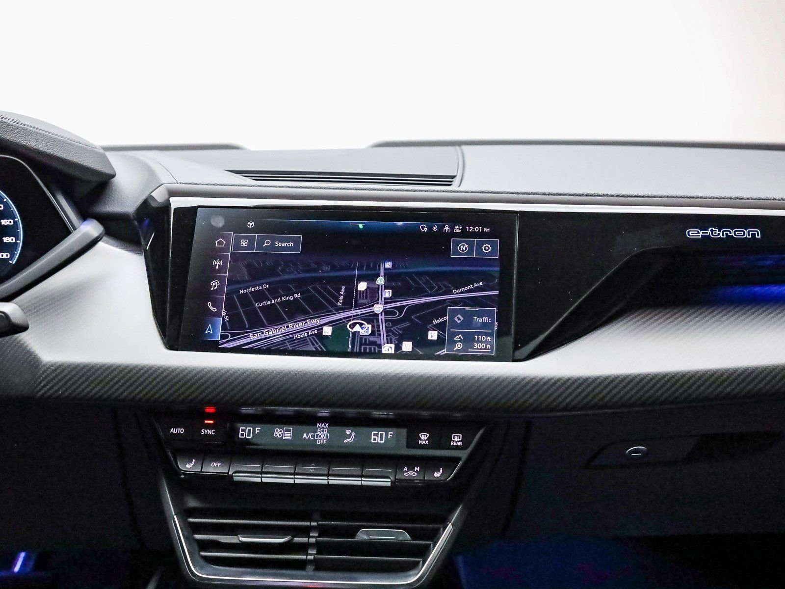 Used 2024 Audi e-tron GT Premium Plus image 23
