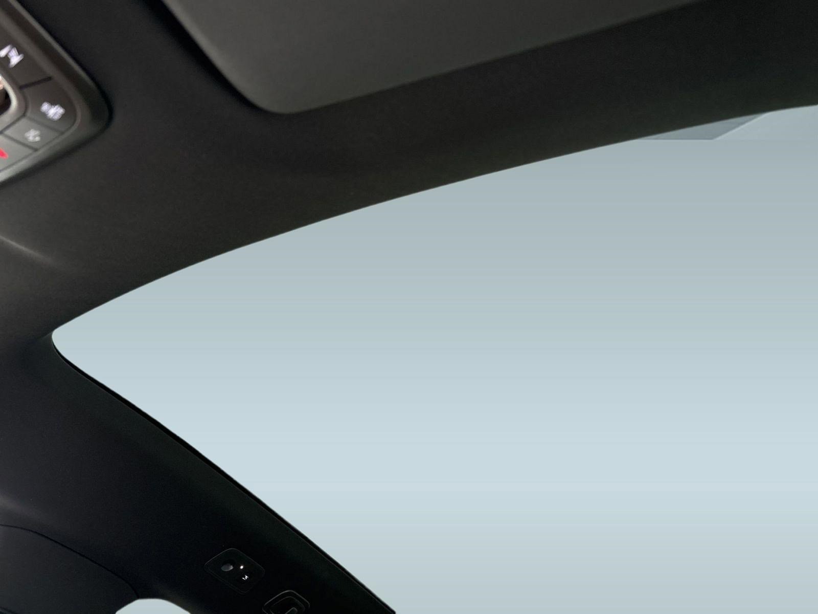 New 2026 Volvo EX90 Plus image 14