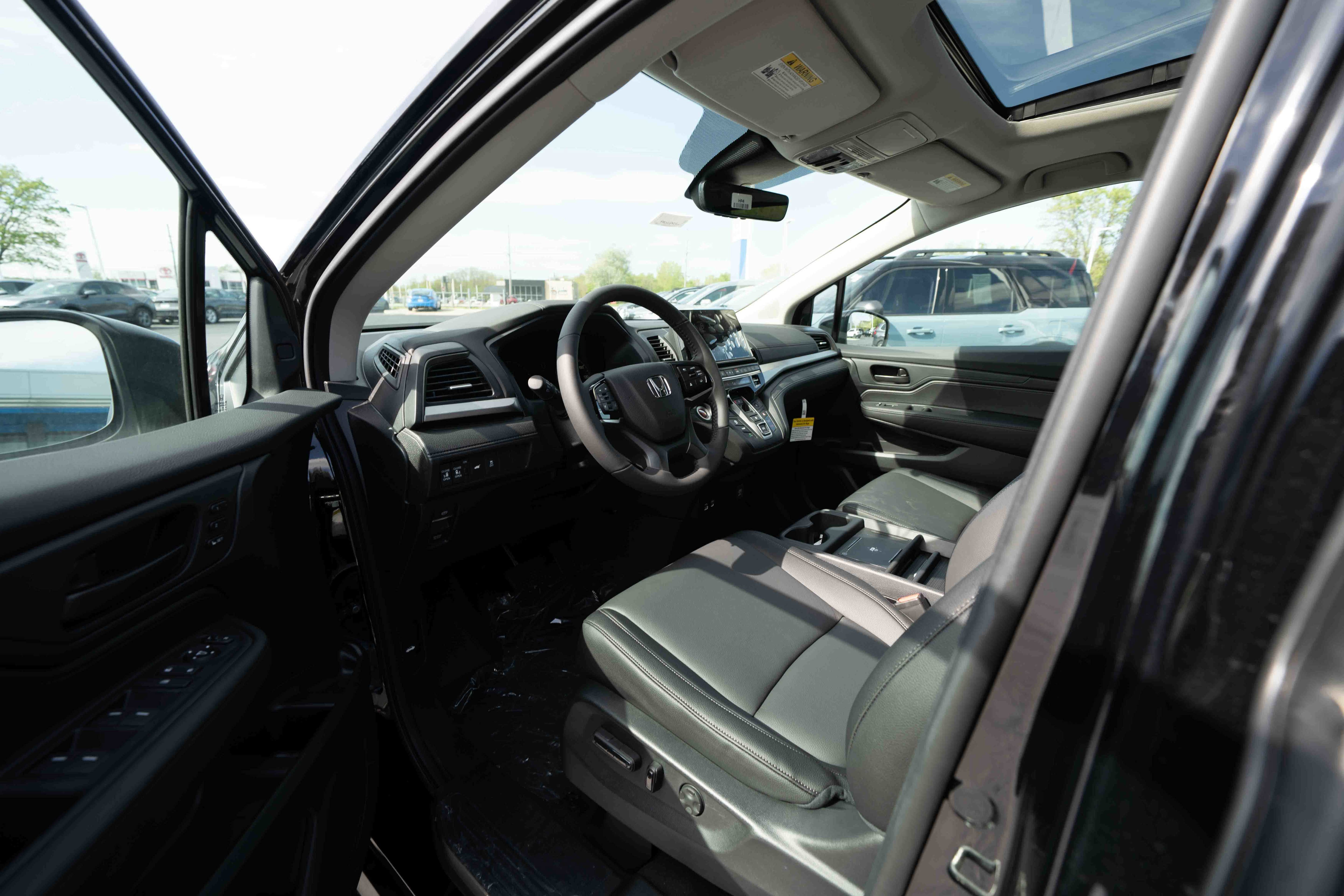 New 2026 Honda Odyssey EX-L image 8