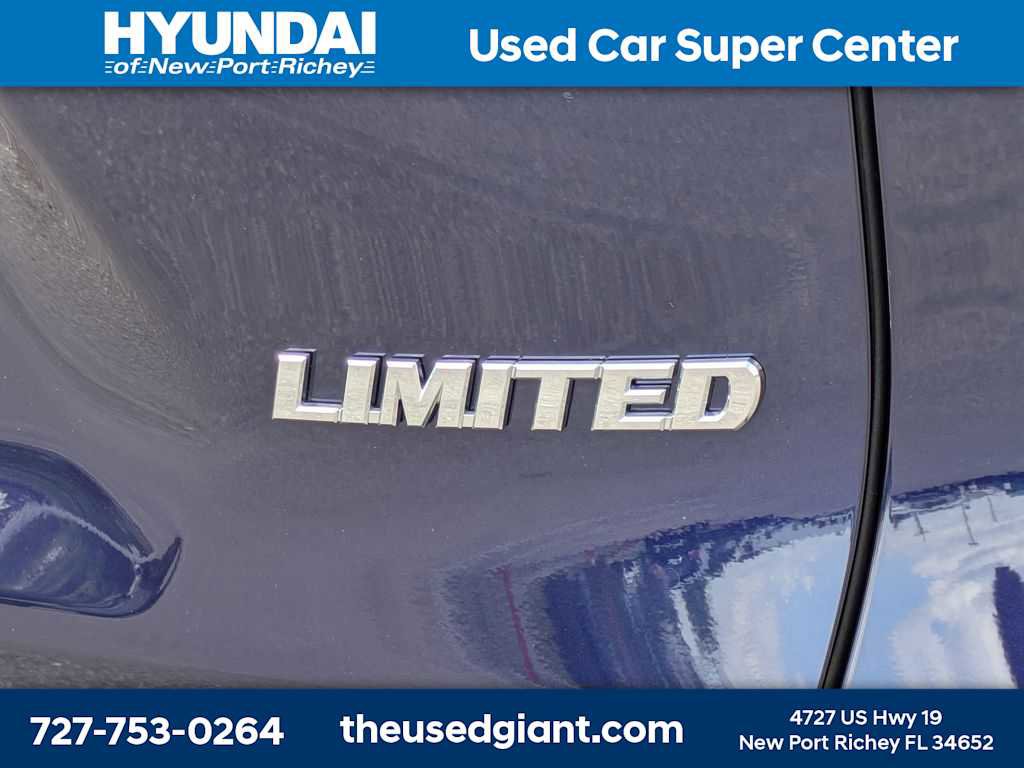 Used 2025 Toyota RAV4 Limited w/ Advanced Technology Package image 14