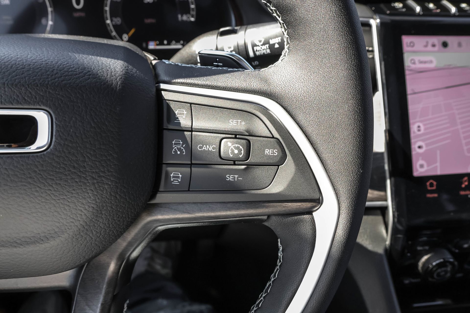 New 2025 Jeep Grand Cherokee Limited image 26