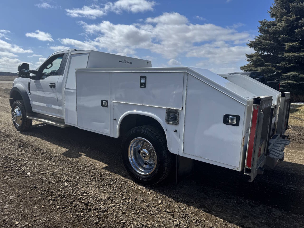 Used 2018 Ford F550 4x4 Regular Cab Super Duty image 6