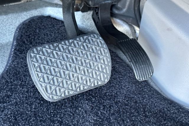 Used 2016 Mercedes-Benz Sprinter 3500 image 40