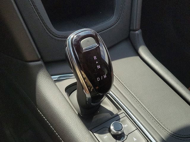 Certified 2024 Cadillac XT5 Premium Luxury FWD image 28