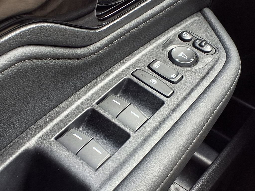 Used 2025 Honda Odyssey Elite image 20
