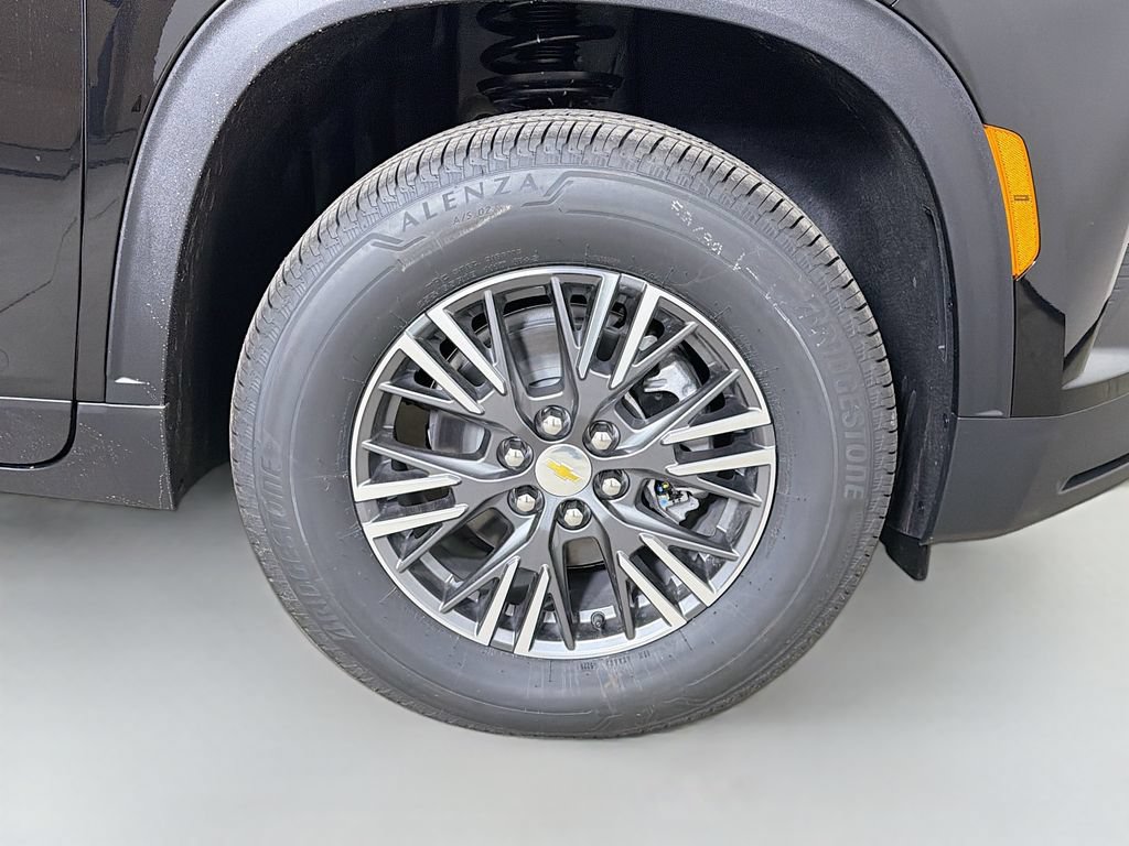 New 2026 Chevrolet Traverse LT w/ LPO, Floor Liner Package AWD/4WD image 27