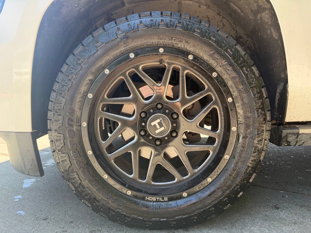 Used 2016 Chevrolet Tahoe LTZ AWD/4WD image 10