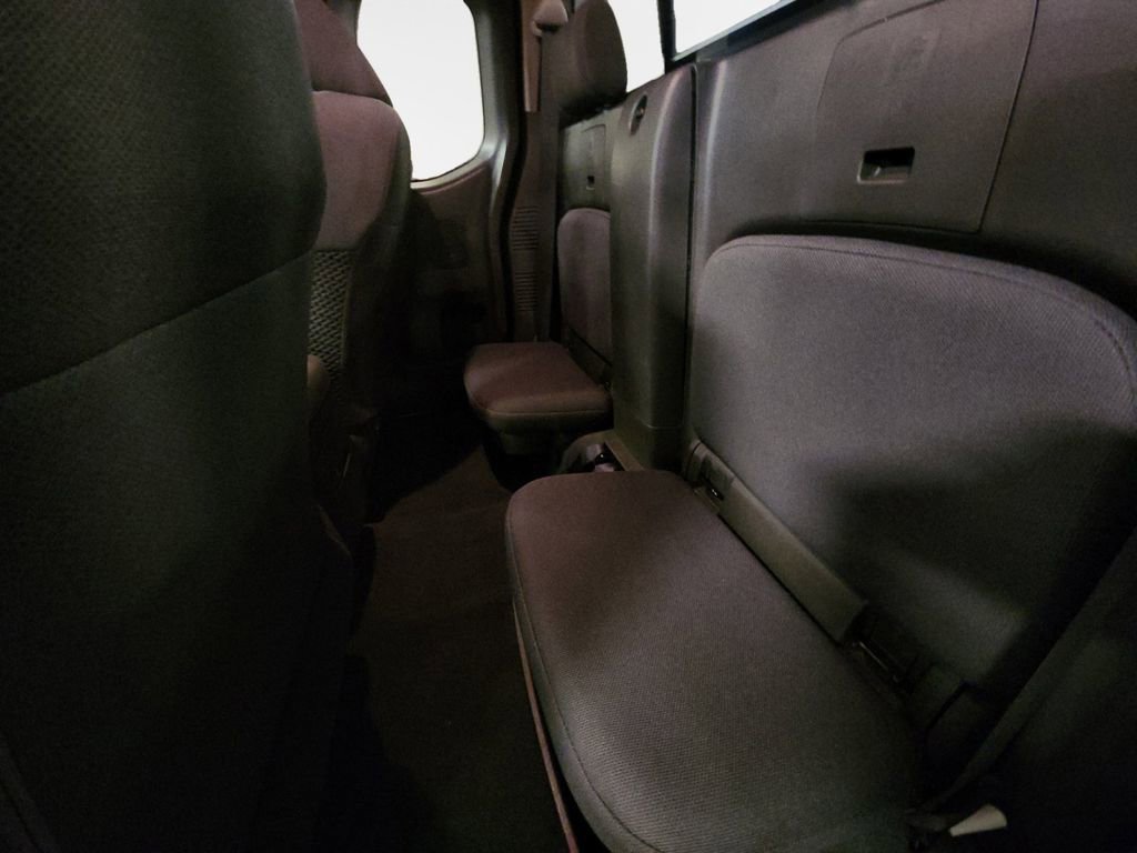 Used 2019 Nissan Frontier SV image 24