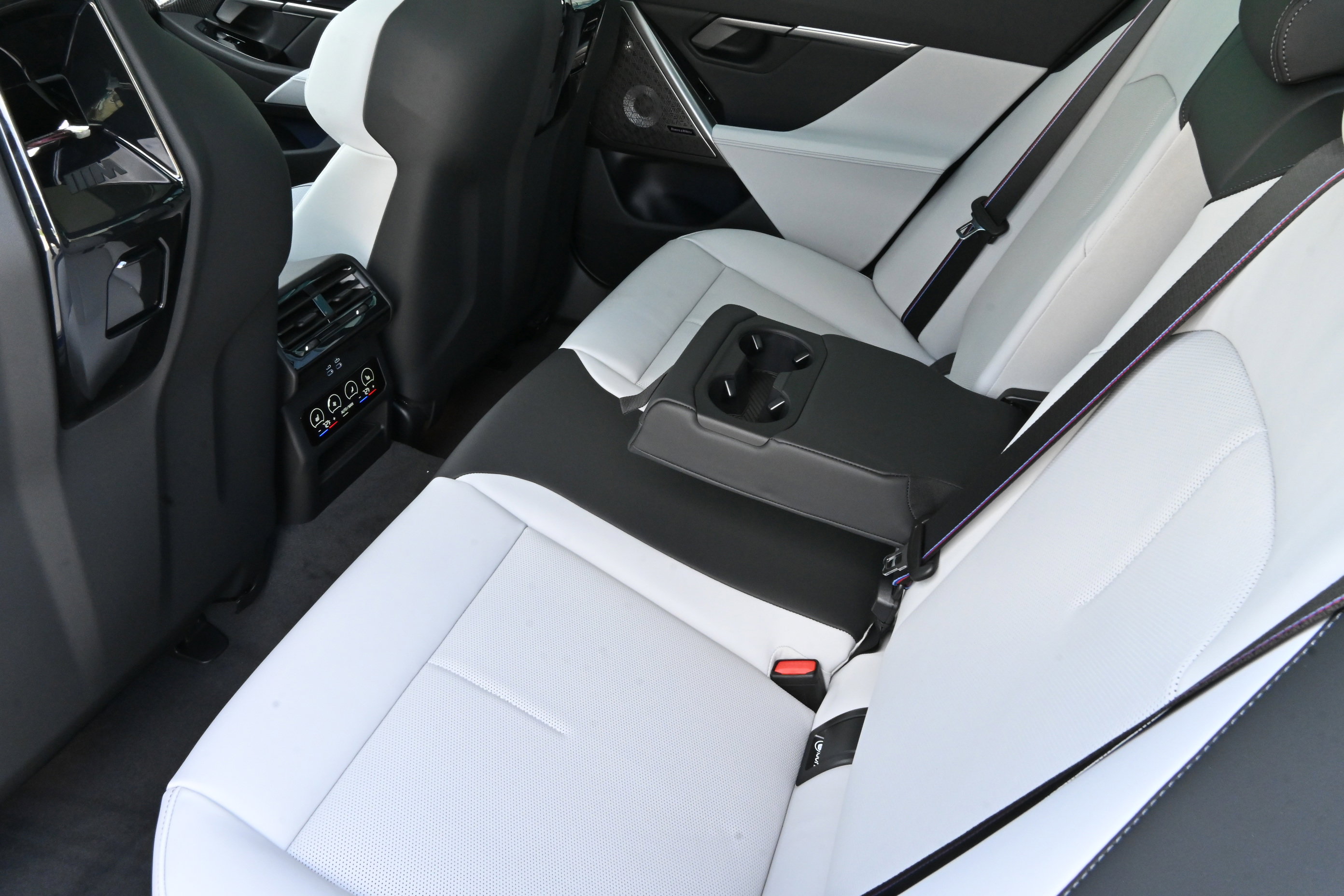 New 2026 BMW M5 AWD/4WD image 11