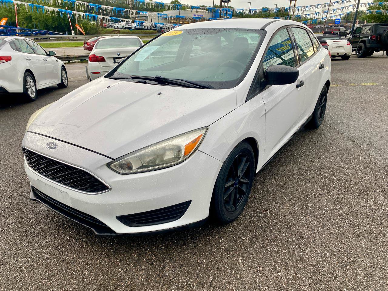 Used 2015 Ford Focus S FWD image 3
