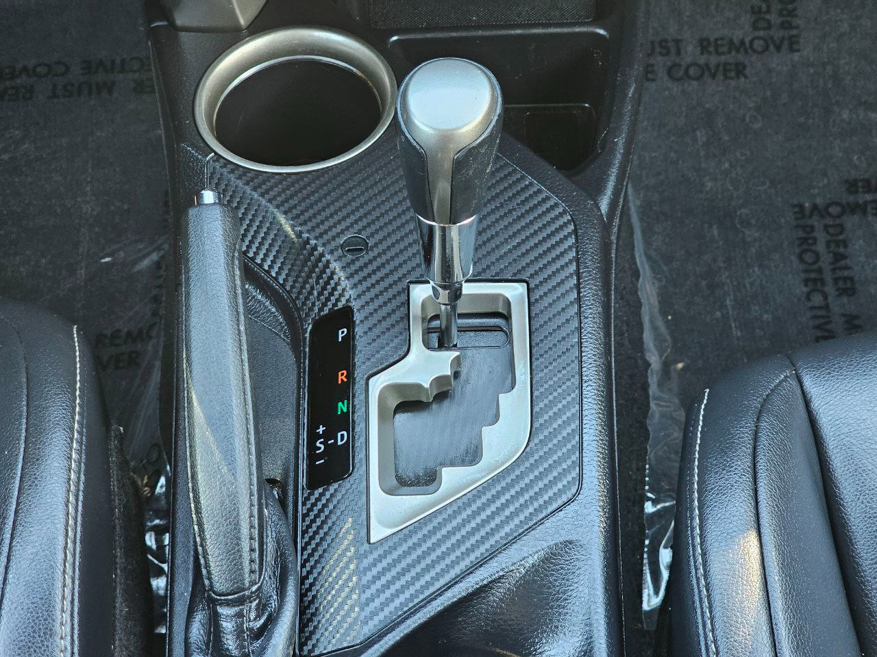 Used 2015 Toyota RAV4 Limited image 23