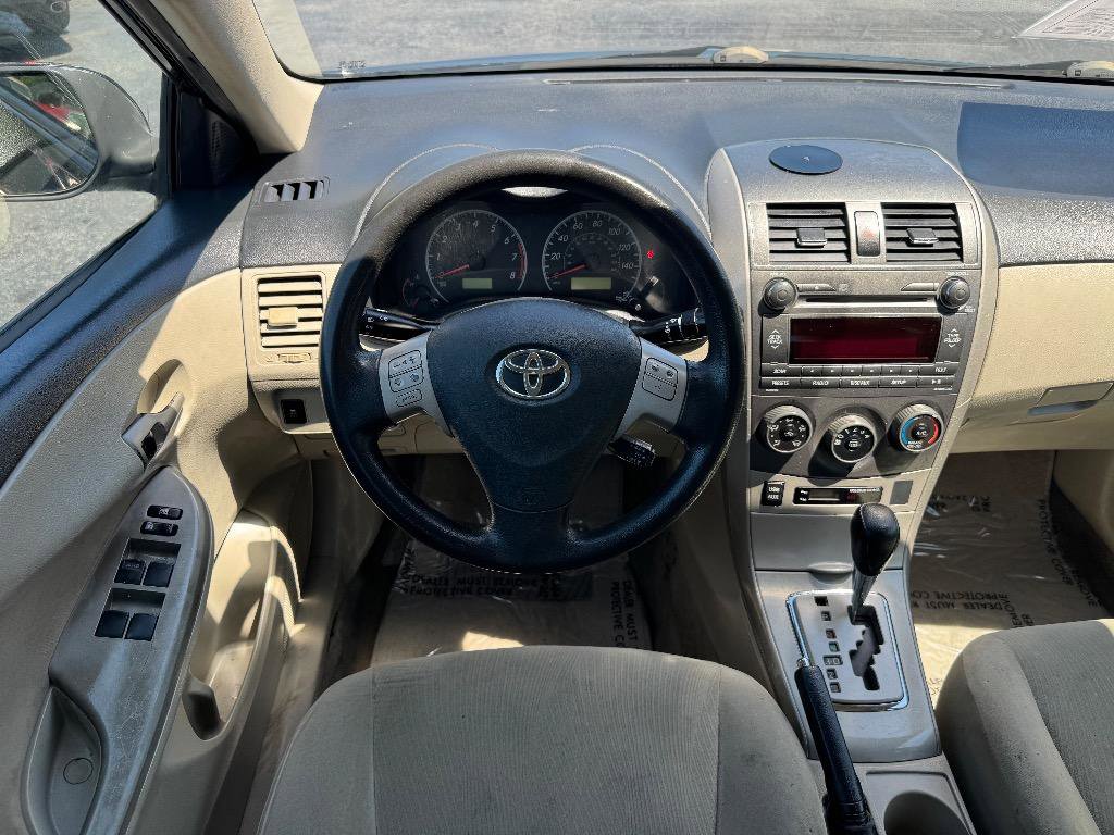 Used 2011 Toyota Corolla LE FWD image 22