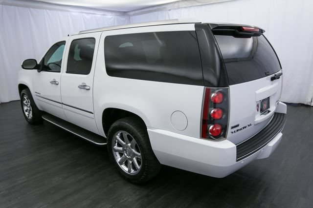 Used 2011 GMC Yukon XL Denali AWD/4WD image 11