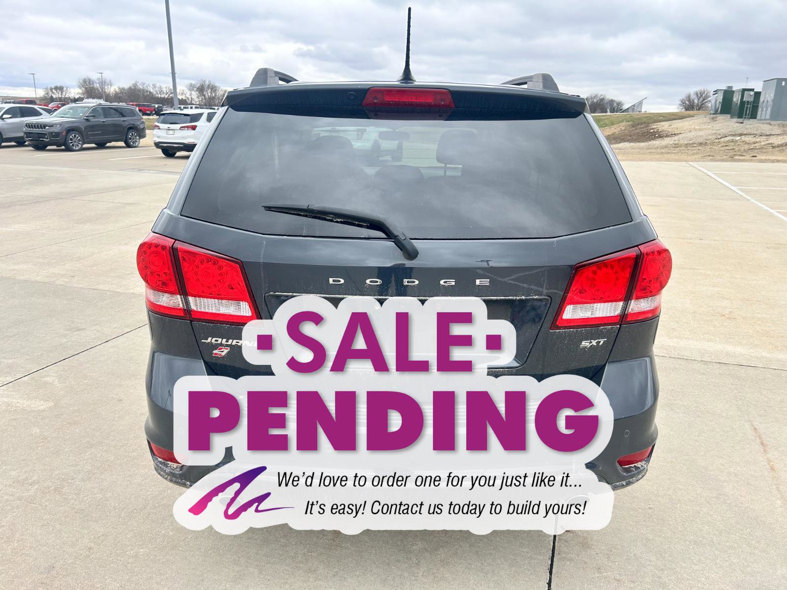 Used 2018 Dodge Journey SXT image 4