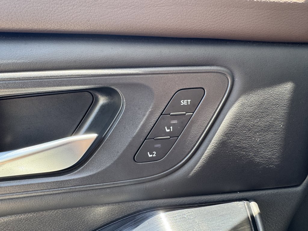 Used 2023 Nissan Rogue SL w/ SL Premium Package image 29