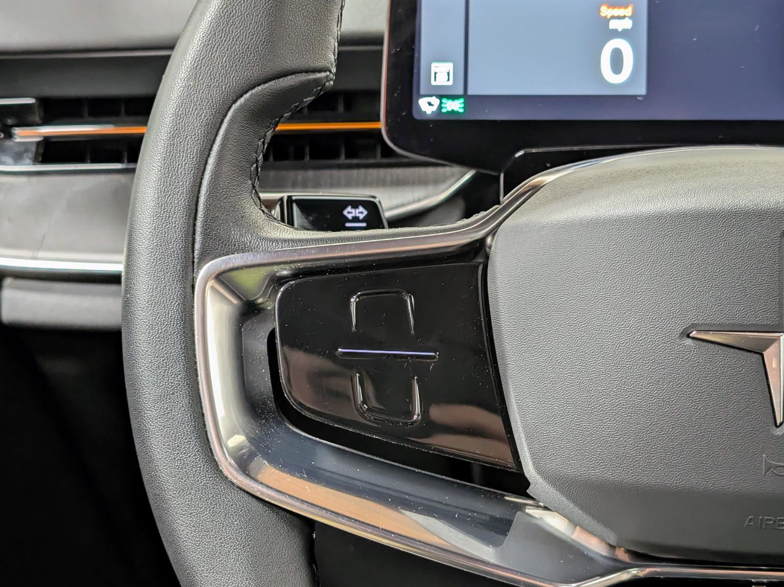 Used 2025 Polestar Polestar 3 image 34