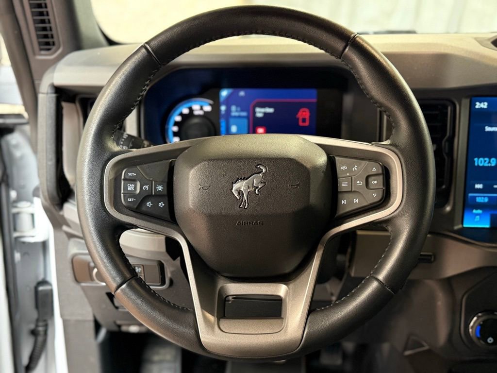 Used 2024 Ford Bronco Big Bend image 18