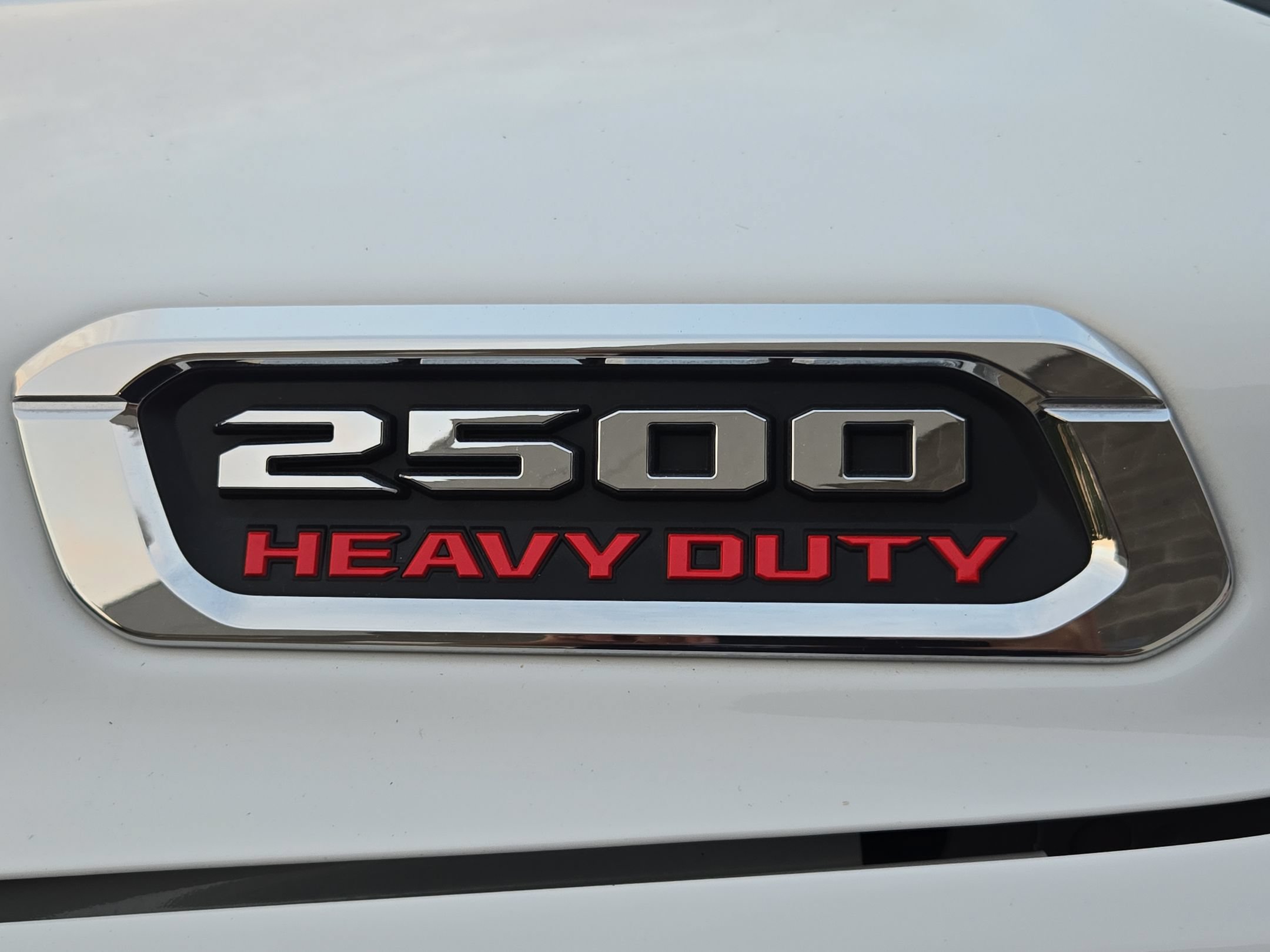 Used 2026 RAM 2500 Laramie AWD/4WD image 37