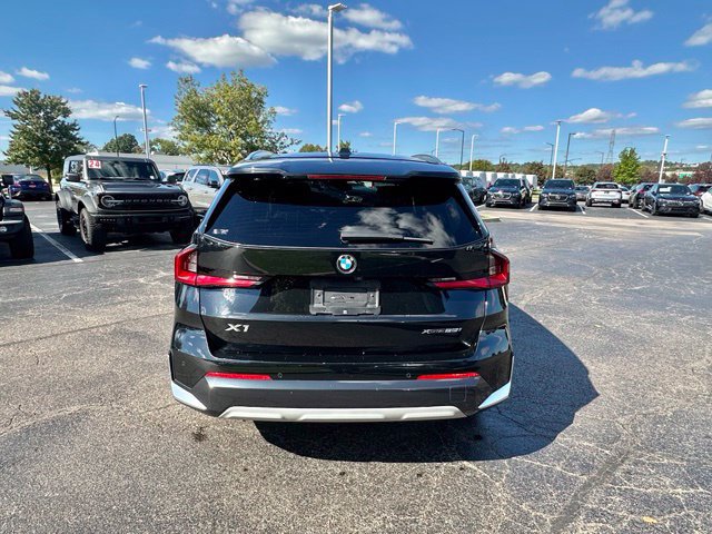 Used 2024 BMW X1 xDrive28i AWD/4WD image 9