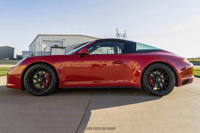 Used 2018 Porsche 911 Targa 4 GTS AWD/4WD image 14