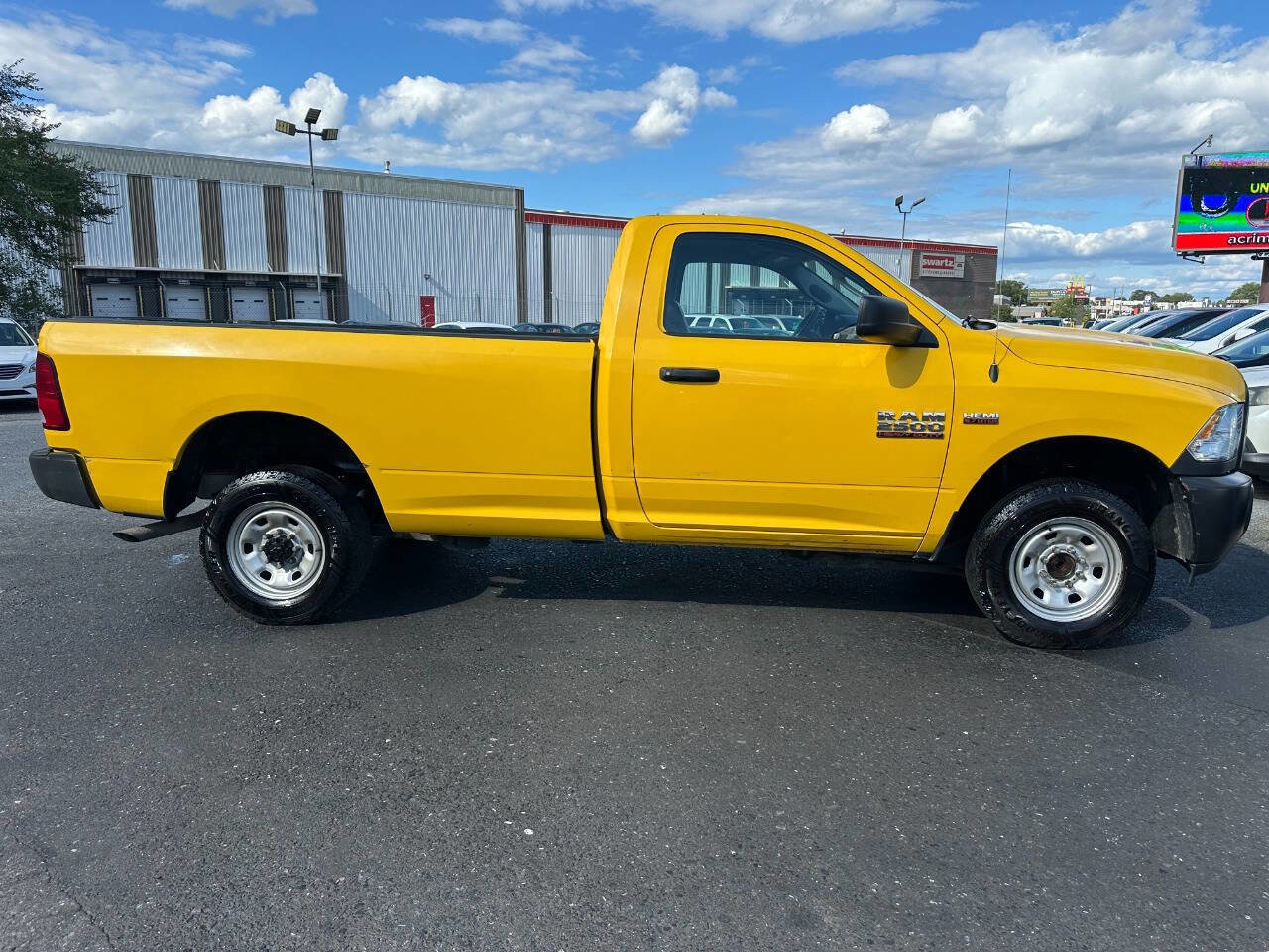 Used 2018 RAM 2500 Tradesman w/ Power Accessory Group image 8