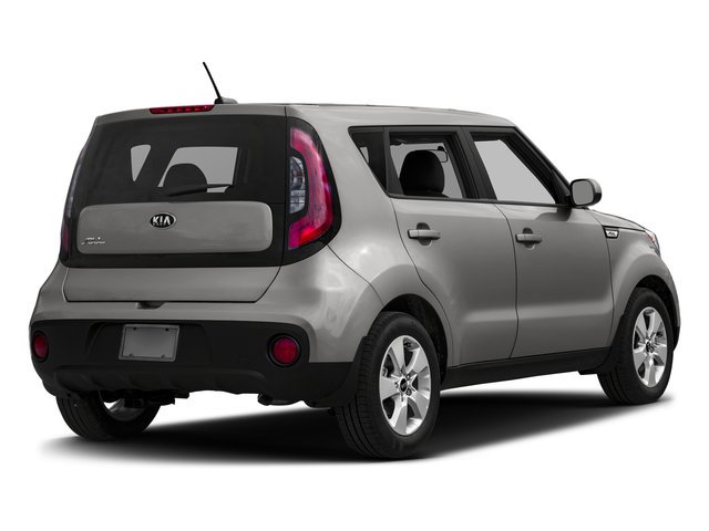 Used 2017 Kia Soul w/ Convenience Package FWD image 2