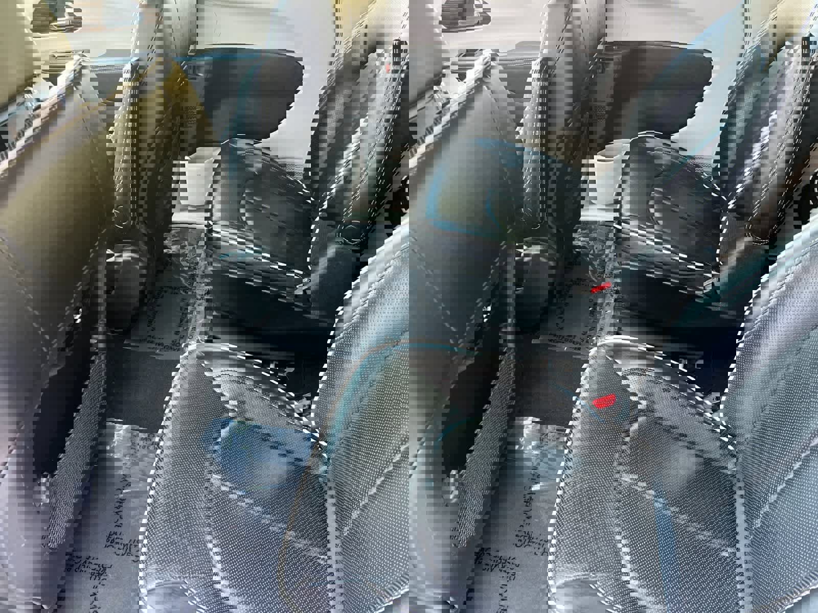 Used 2023 Chrysler Pacifica Limited image 5