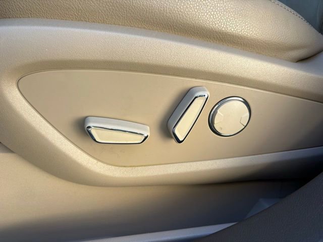 Used 2023 Lincoln Nautilus AWD image 28