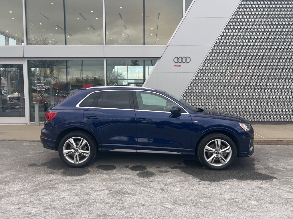Used 2023 Audi Q3 2.0T Premium Plus image 15
