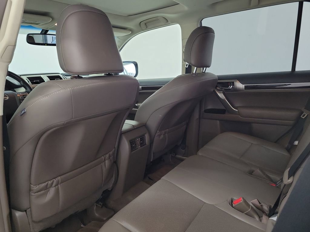 Used 2016 Lexus GX 460 AWD/4WD image 13