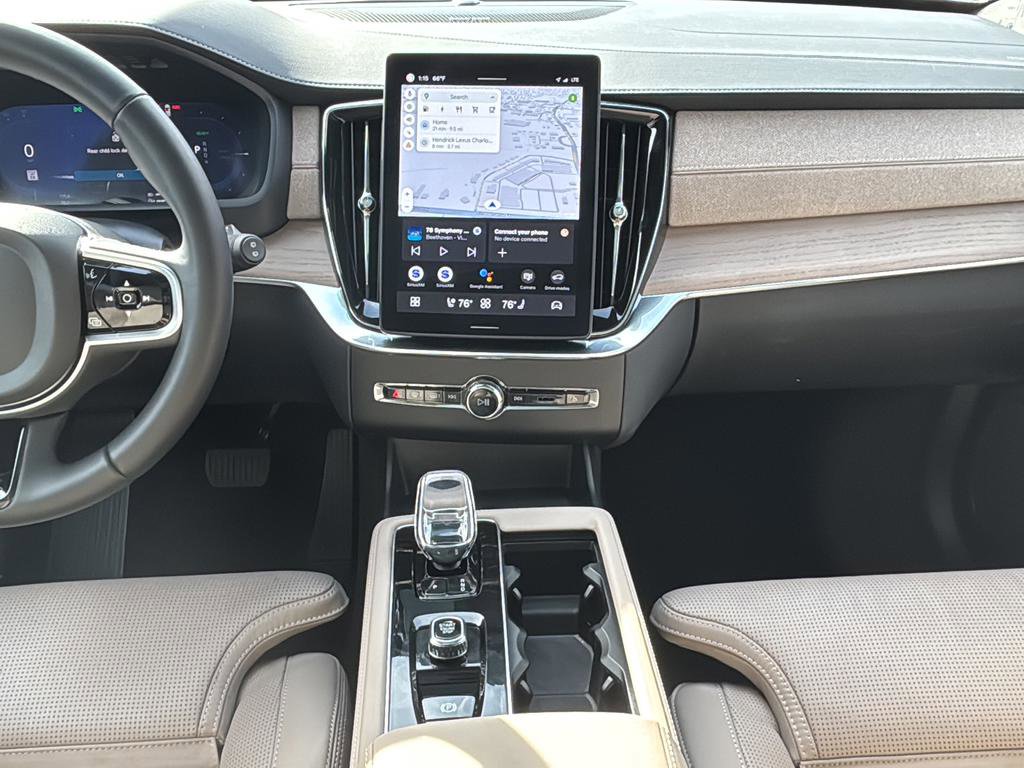 Used 2025 Volvo XC90 T8 Ultra image 23