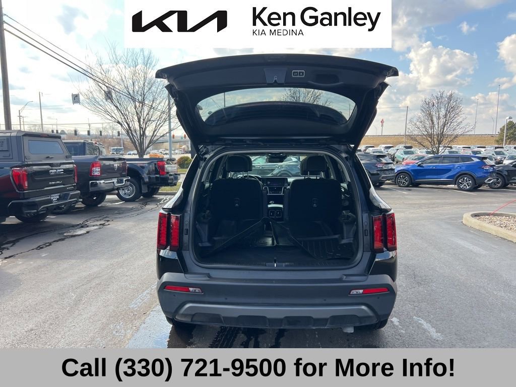Certified 2023 Kia Sorento X-Line EX image 51