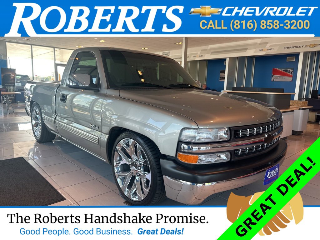 Used 1999 Chevrolet Silverado 1500 LS w/ Firm Ride Suspension Pkg image 1
