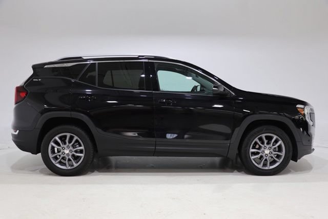 Used 2024 GMC Terrain SLT AWD/4WD image 8