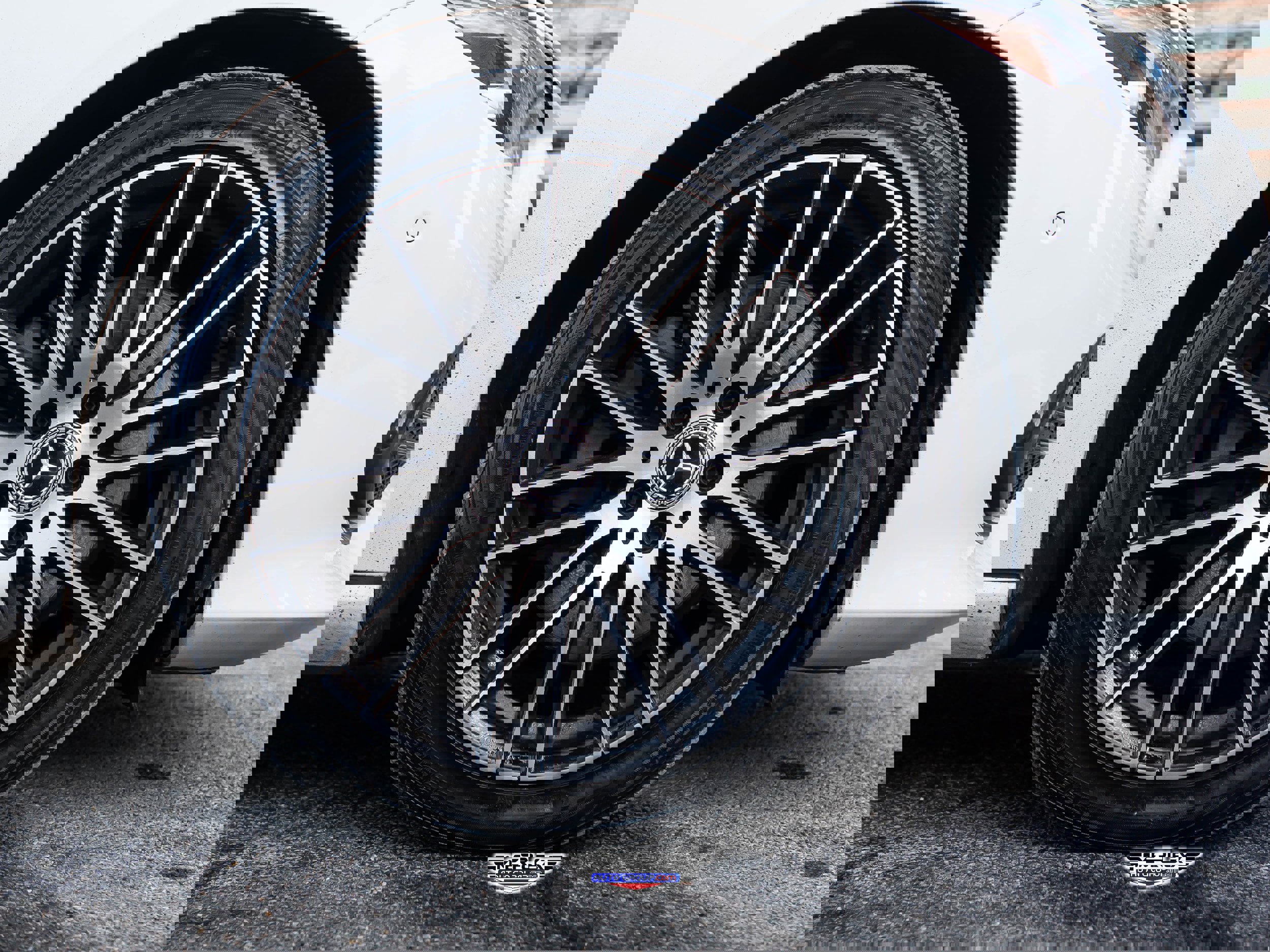 Used 2022 Mercedes-Benz C 300 4MATIC Sedan w/ Exclusive Trim Package image 9