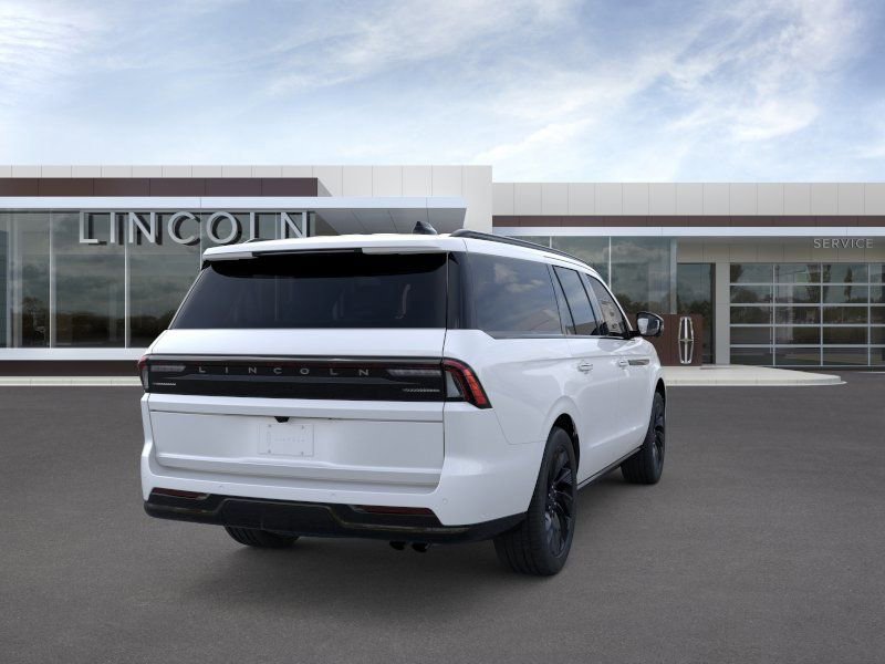 New 2026 Lincoln Navigator L Reserve w/ Jet Appearance Package AWD/4WD image 8