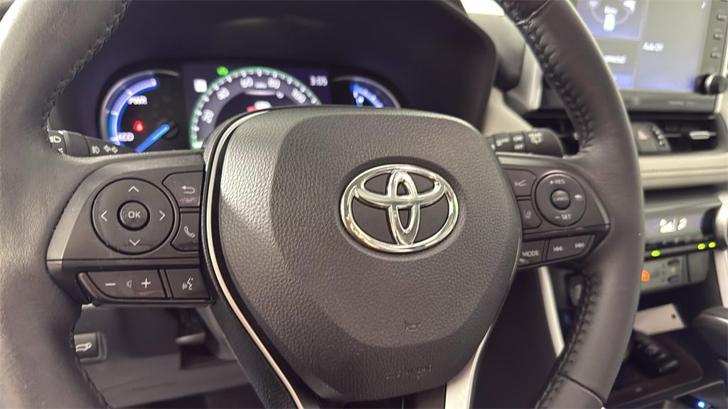 Used 2022 Toyota RAV4 Limited image 24