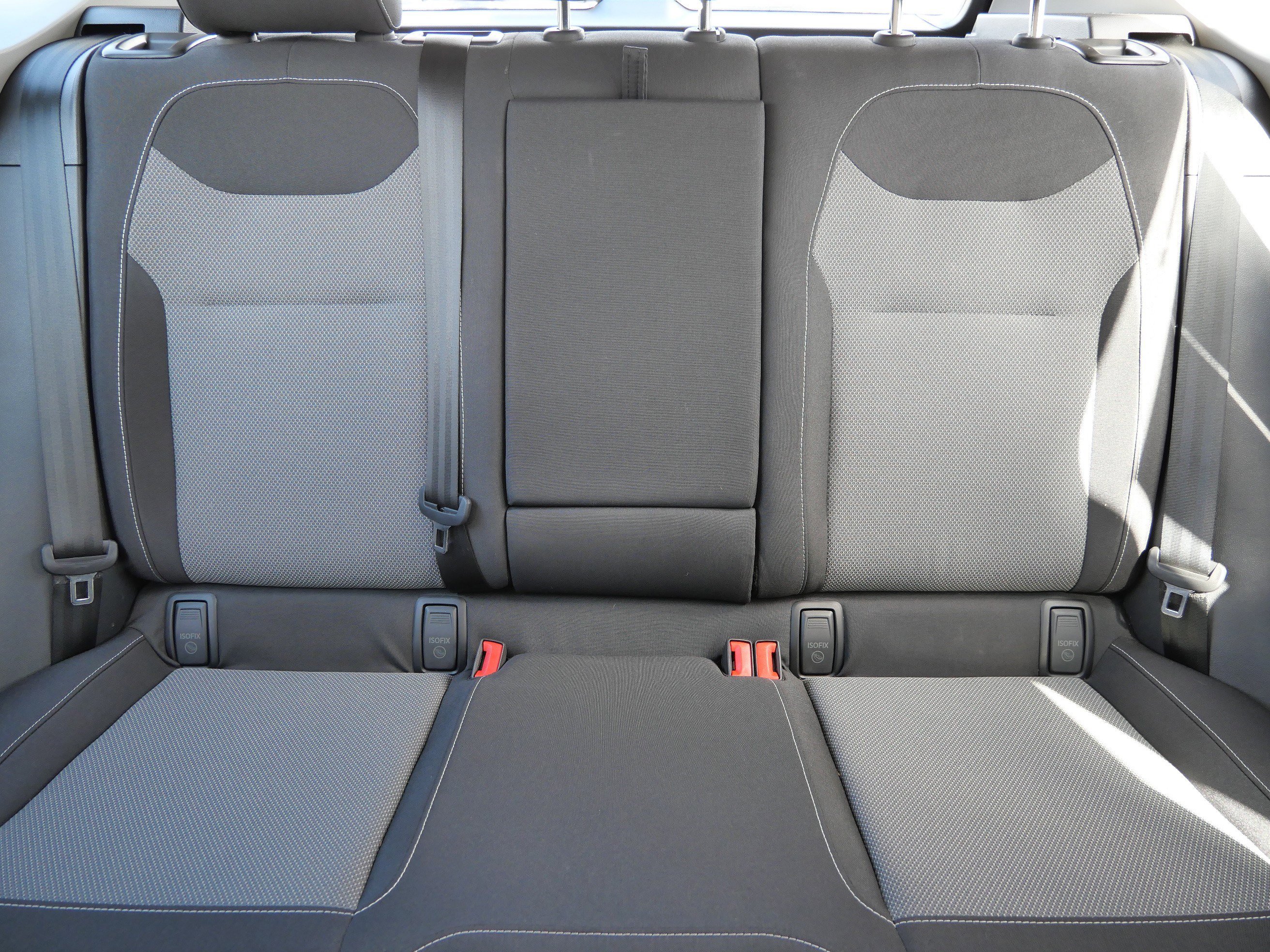 Used 2023 Volkswagen Taos S image 13