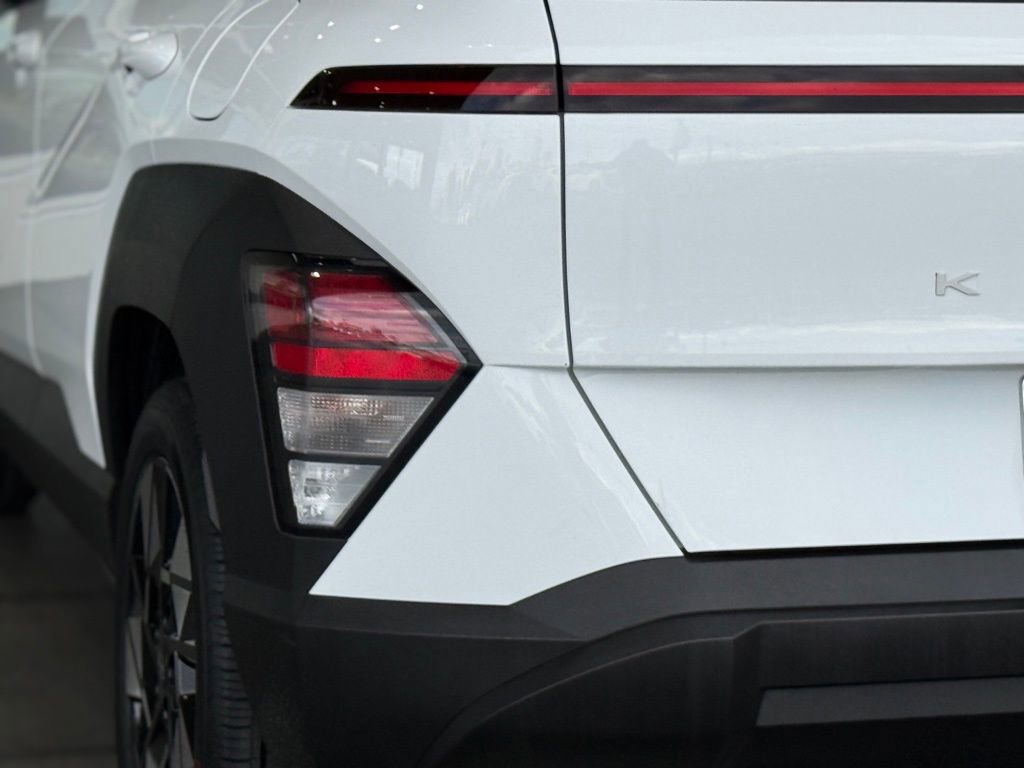 Used 2024 Hyundai Kona SEL image 13