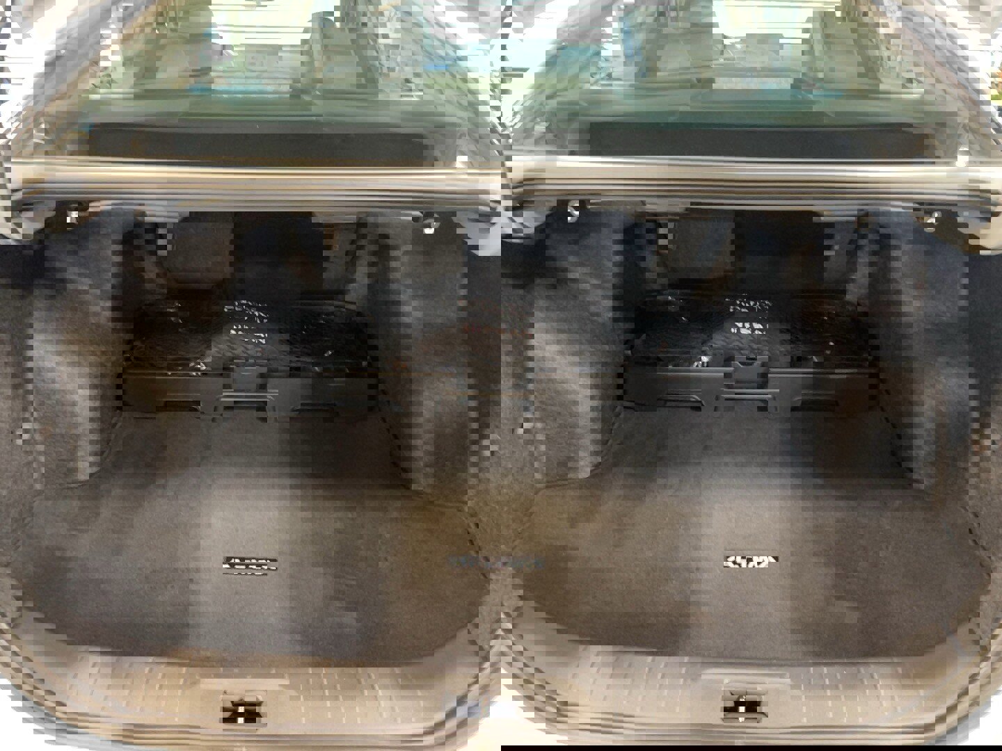 Used 2024 Nissan Altima 2.5 SR w/ SR Premium Package image 26