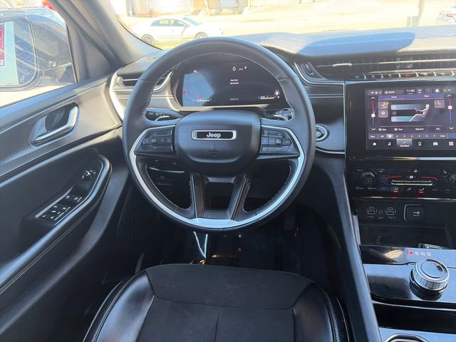 Used 2023 Jeep Grand Cherokee L Laredo AWD/4WD image 30