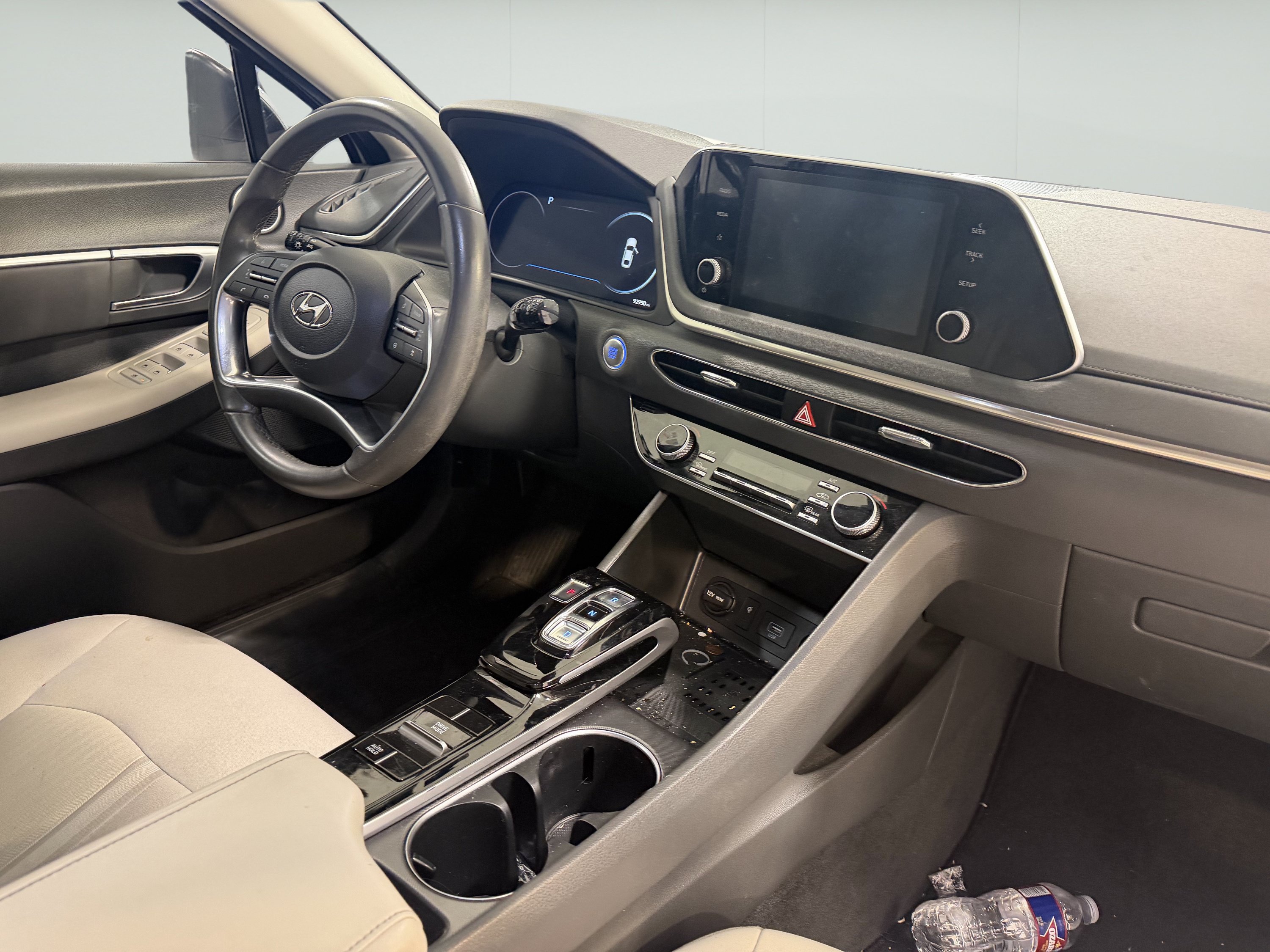 Used 2022 Hyundai Sonata SEL w/ Convenience Package FWD image 12