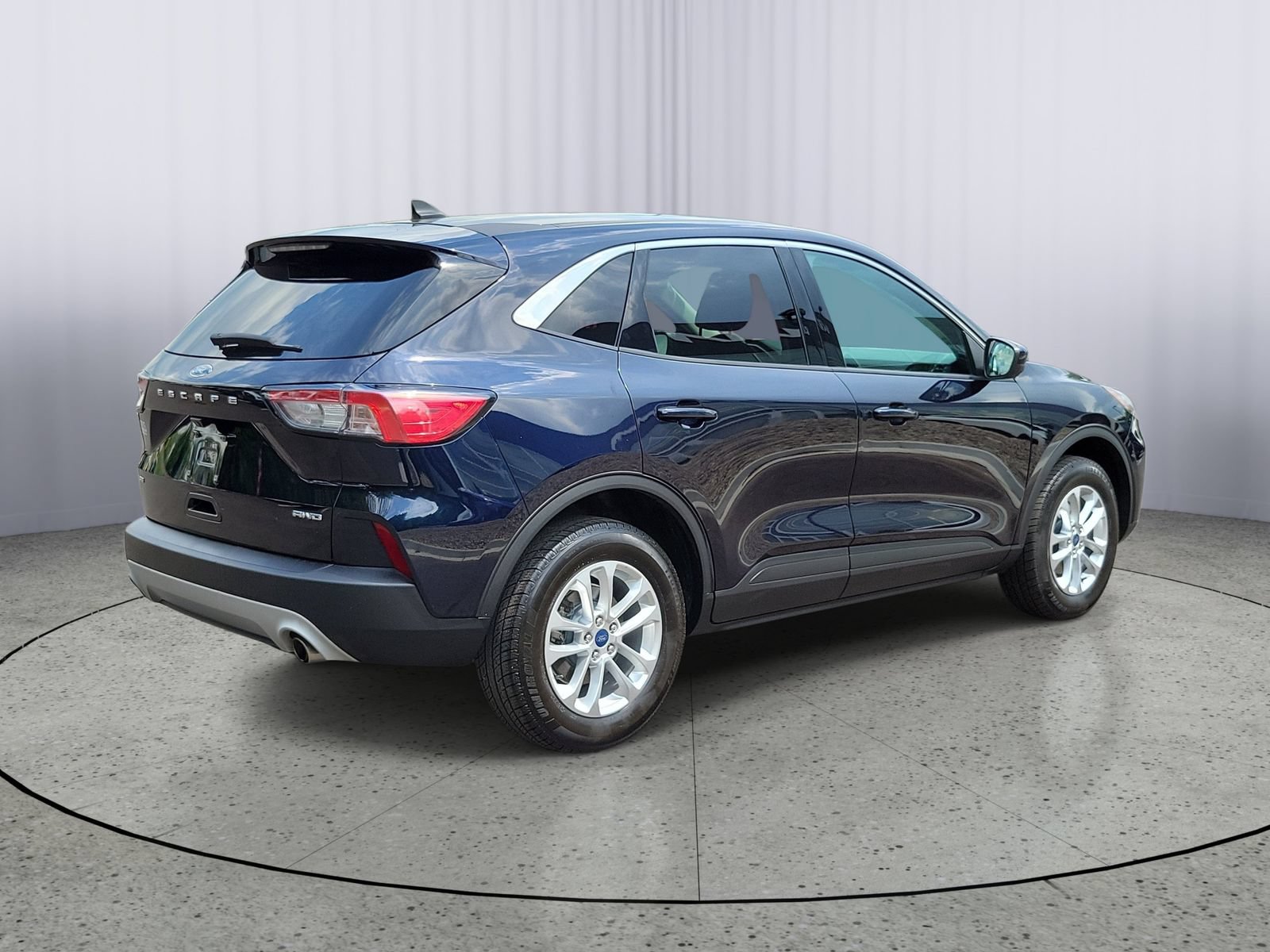 Used 2021 Ford Escape SE w/ Convenience Package AWD/4WD image 3