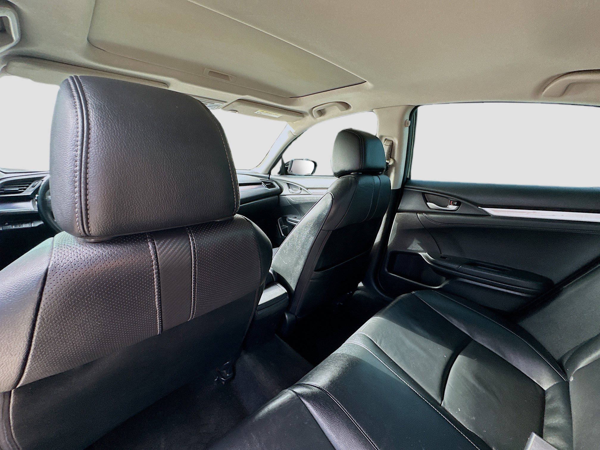 Used 2018 Honda Civic EX-L image 23