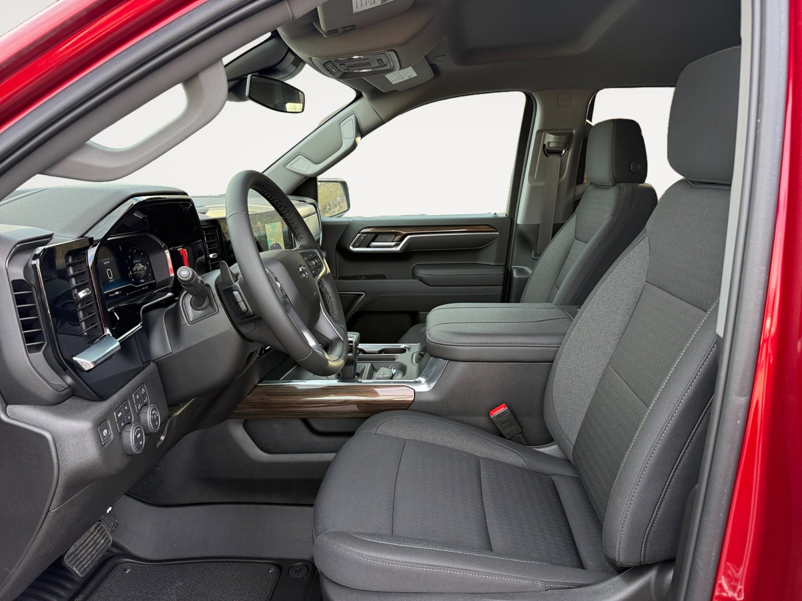 New 2025 Chevrolet Silverado 1500 RST AWD/4WD image 9