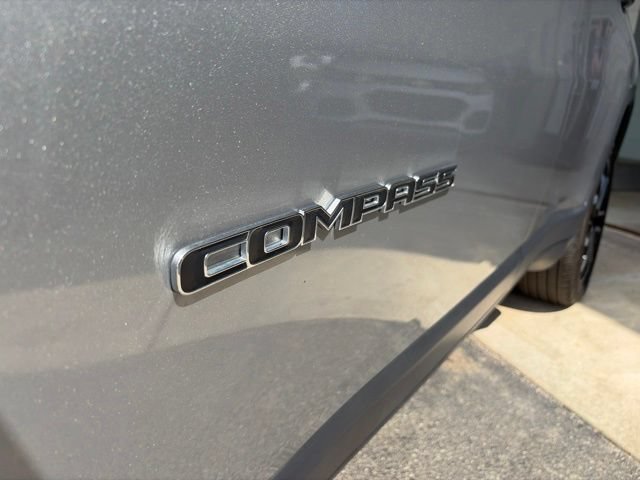Used 2024 Jeep Compass Limited AWD/4WD image 7