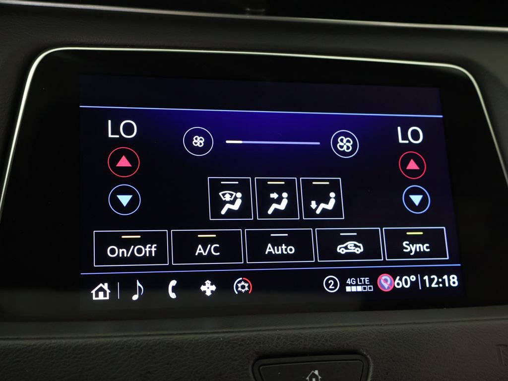 Used 2020 Cadillac XT4 Premium Luxury w/ Cold Weather Package AWD/4WD image 50