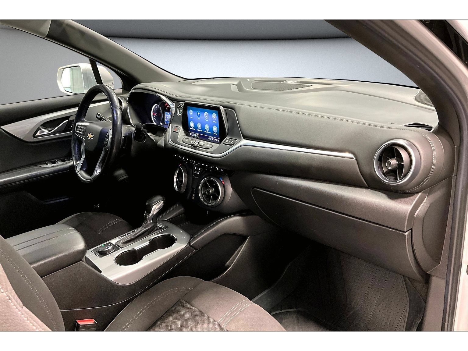 Used 2019 Chevrolet Blazer LT AWD/4WD image 42