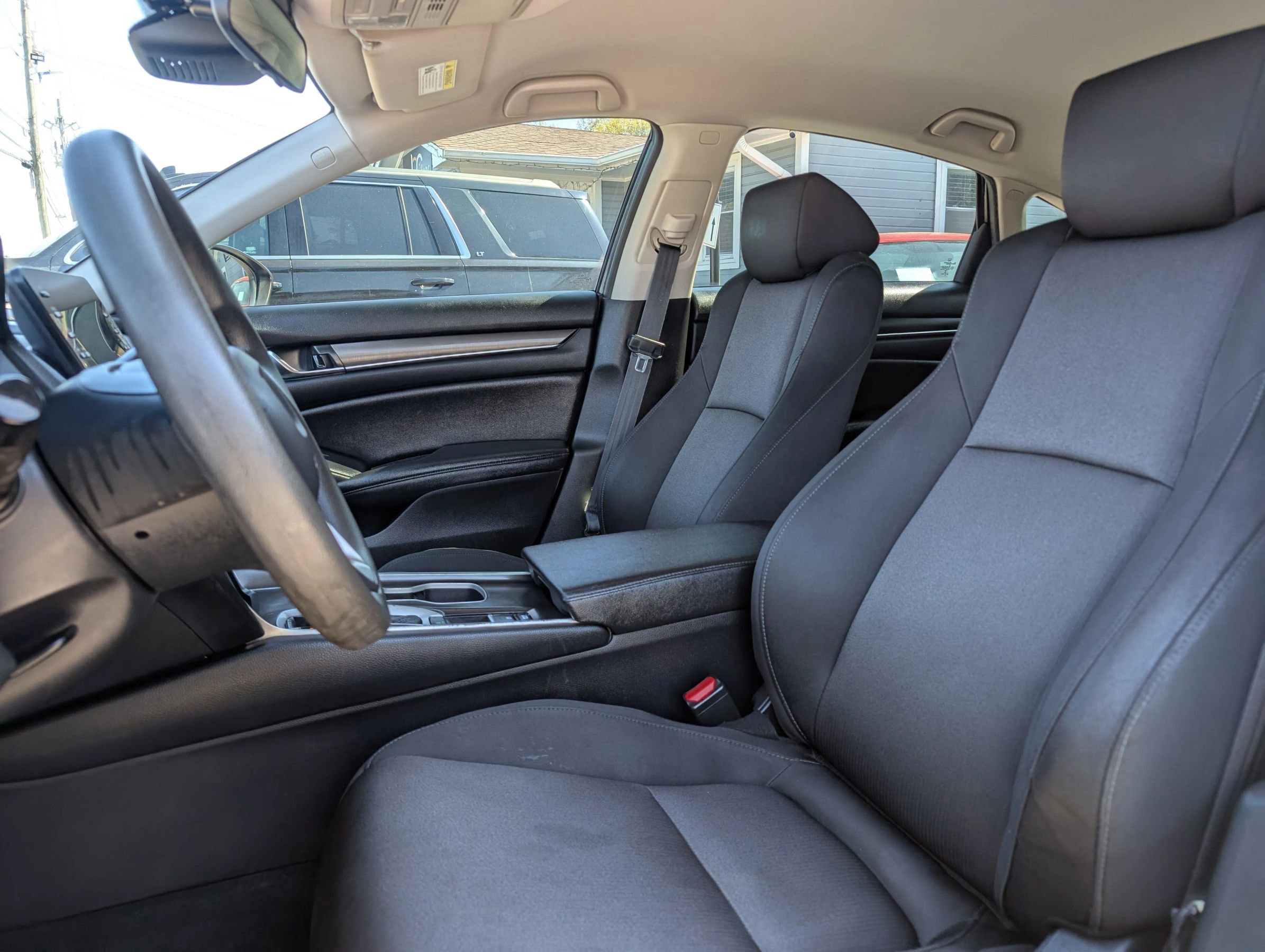 Used 2019 Honda Accord LX image 18