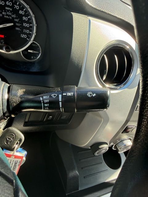 Used 2014 Toyota Tundra SR5 w/ SR5 Upgrade Package image 21